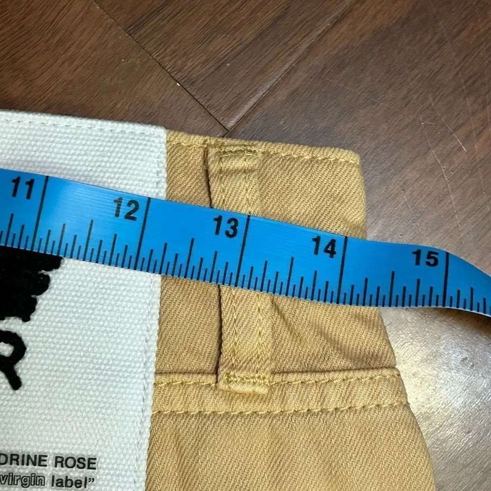 Sandrine Rose SIZE 26 NWT beige button fly shorts‎ with side zipper